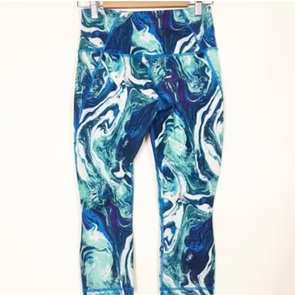 Patagonia XS cropped tie dye leggings